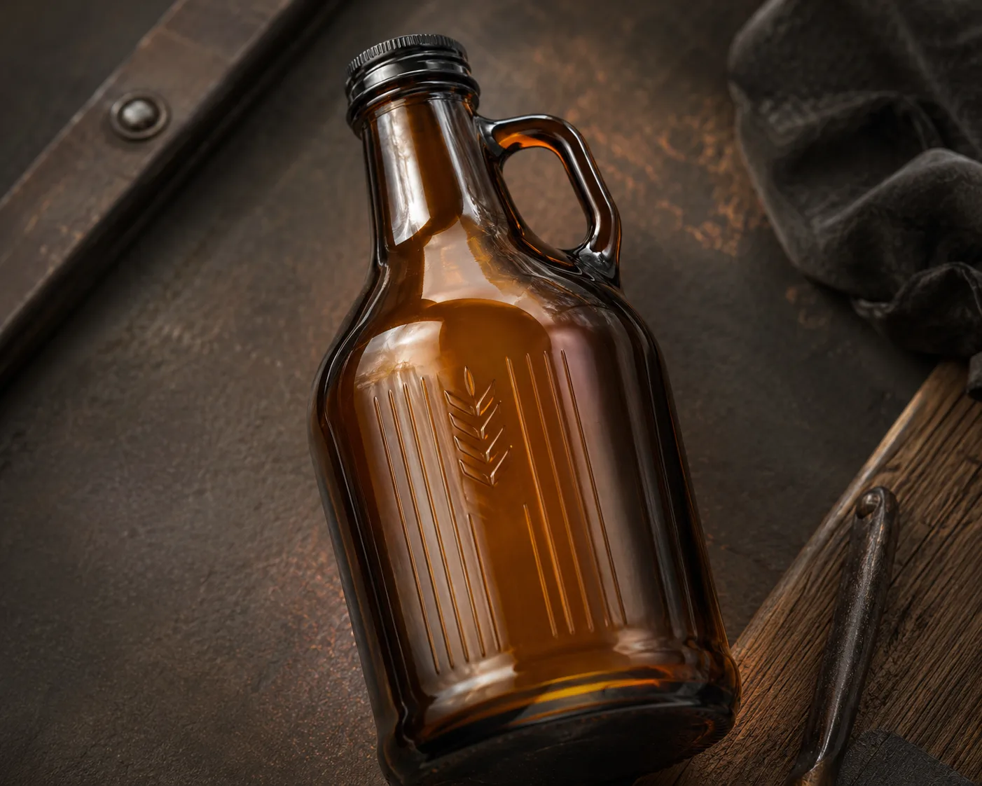 Amber Glass Growler Bottle in a coordinated amber glass product presentation.