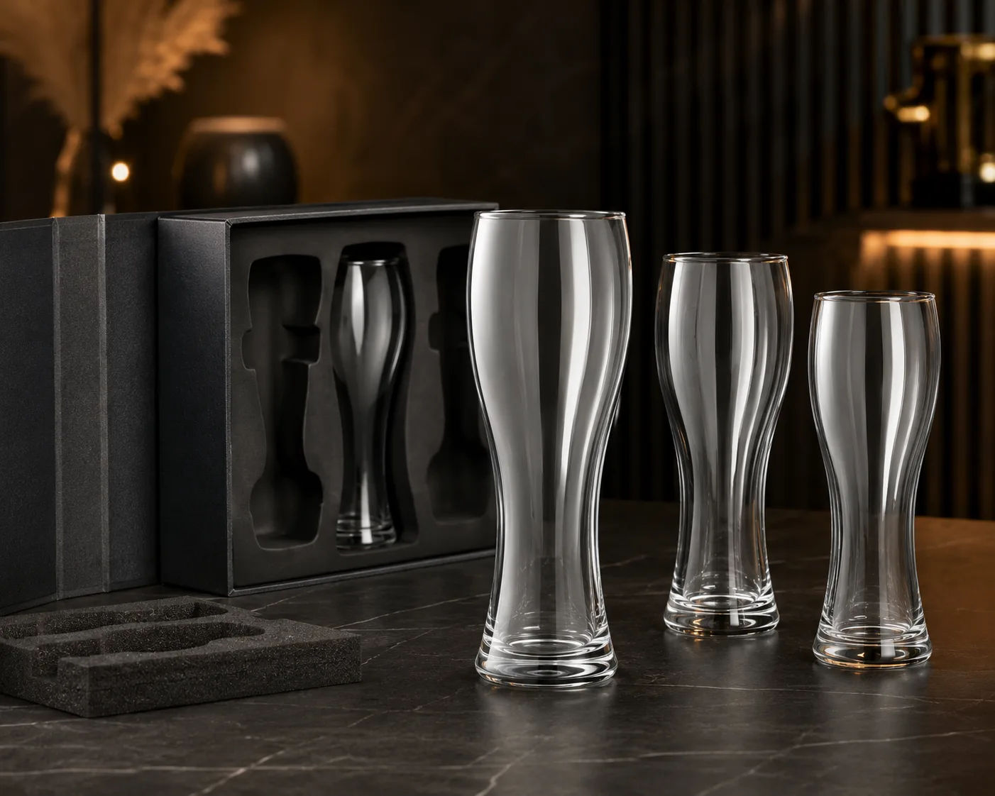 Close-up of Weizen Beer Glass showing the rim, glass wall and base.