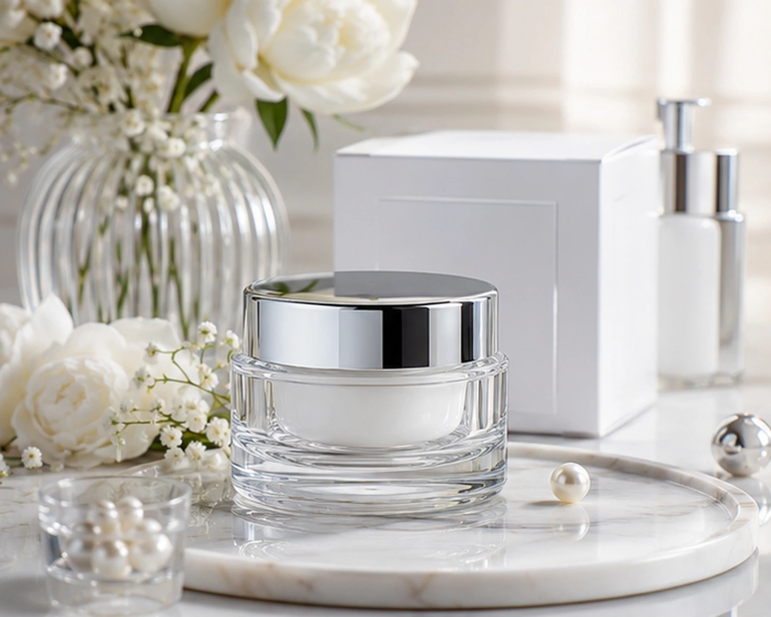 cream jar campaign image of Crystal Cosmetic Cream Jar