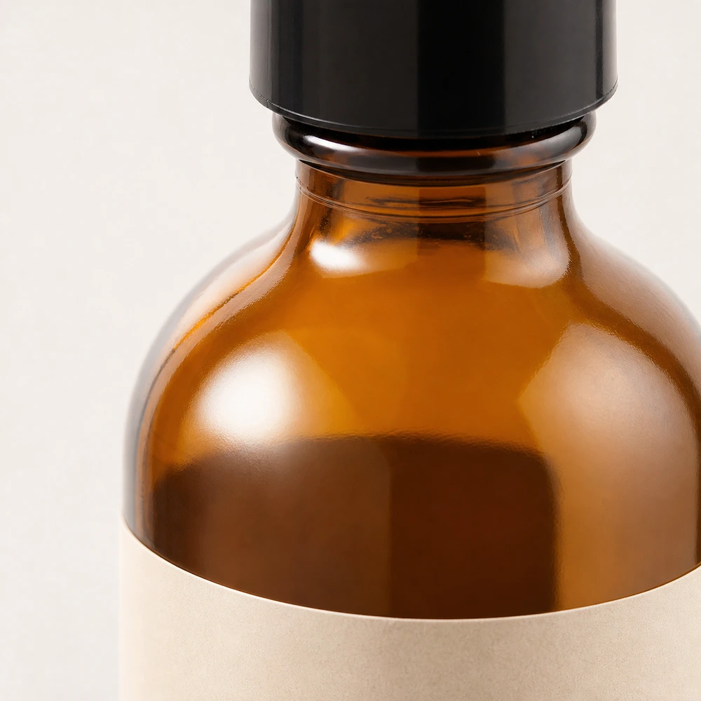 Boston Round Essential Oil Bottle with closure for essential oil packaging - packing view