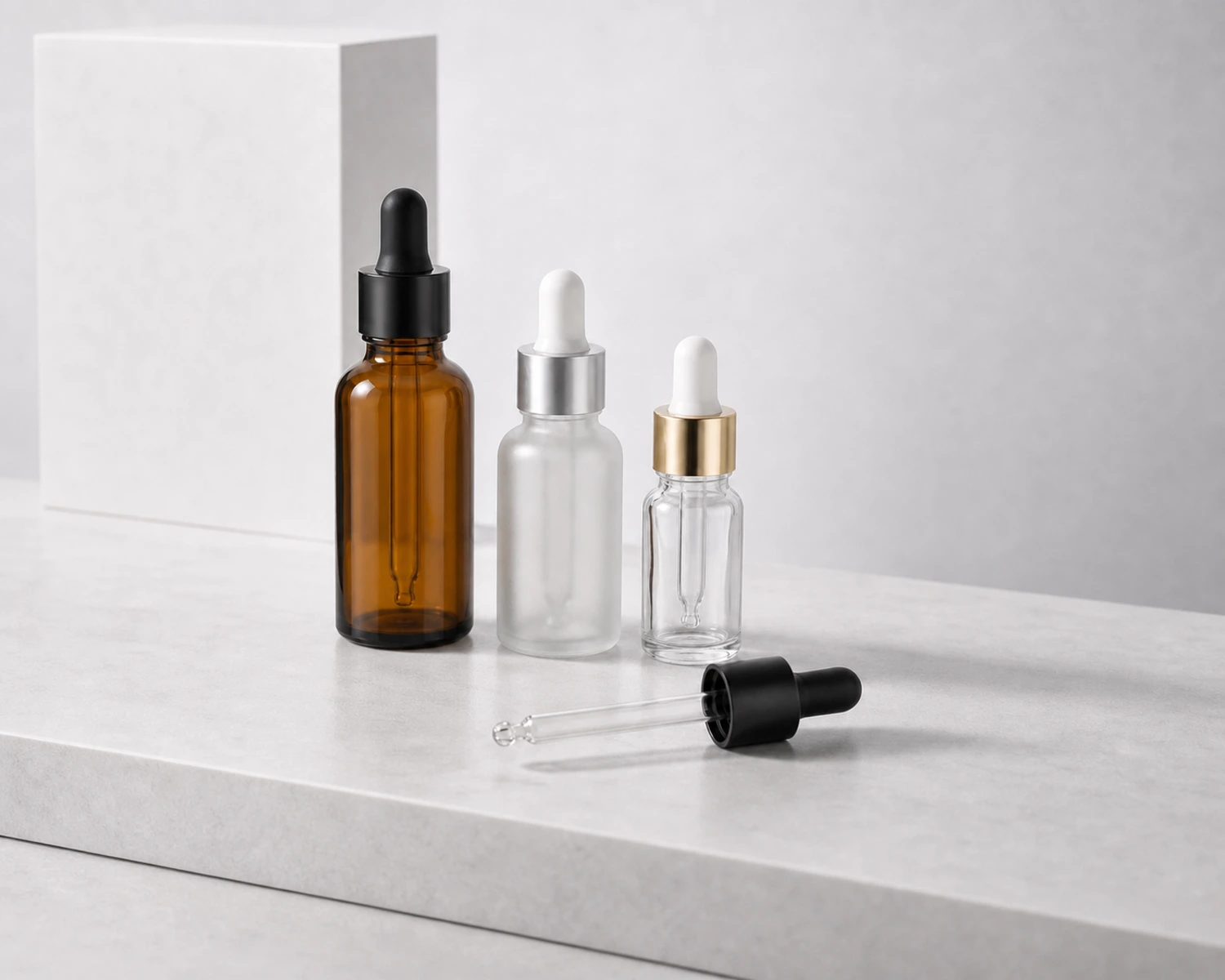 Essential Oil Bottle and Dropper Closure Set finished bottle campaign image showing premium essential oil packaging presentation