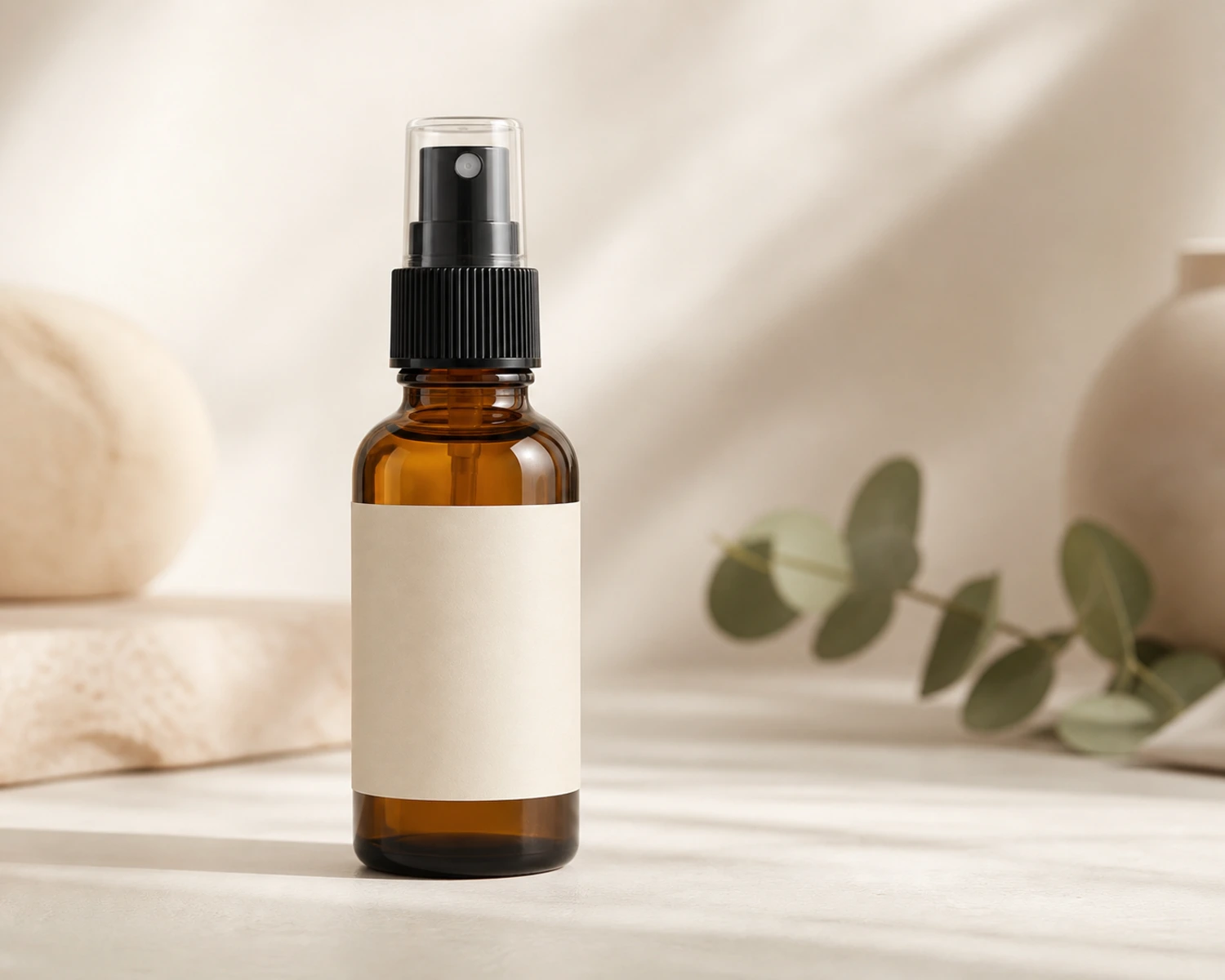 Essential Oil Spray Bottle finished product effect render for essential oil spray bottle, amber glass spray bottle 30ml, aromatherapy mist bottle