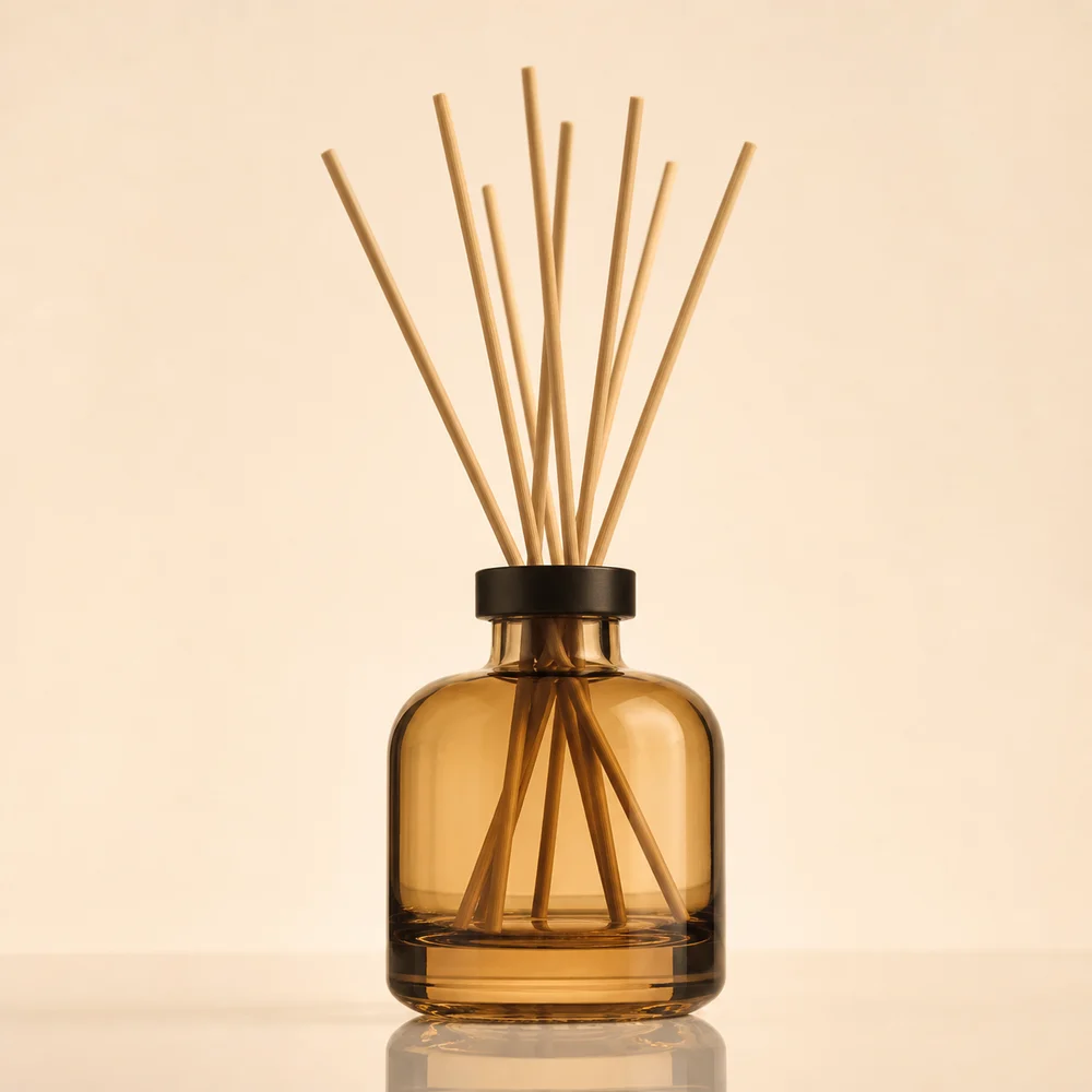Apothecary Diffuser Bottle with cap and hanging cord for car diffuser packaging - front view