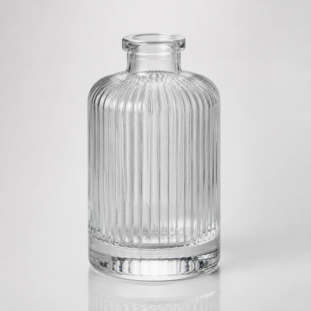 Fluted Reed Diffuser Bottle with cap and stopper - closure detail