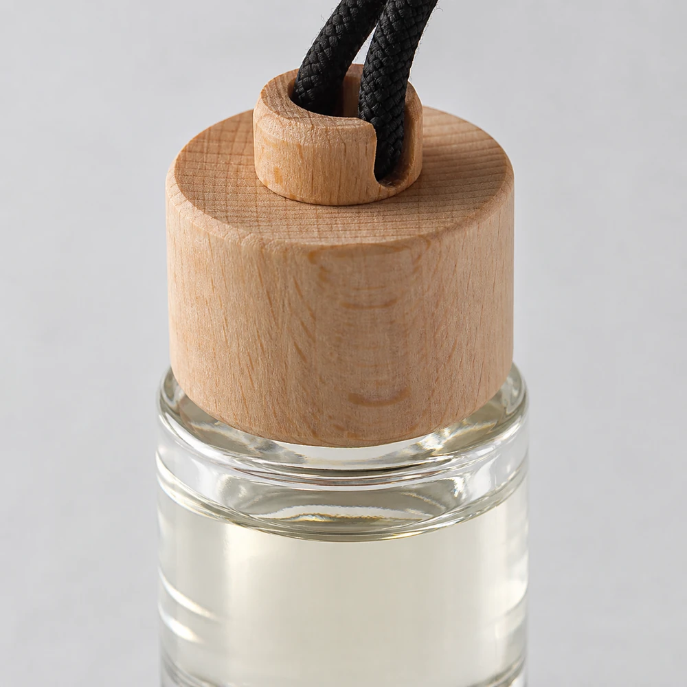 Mini Hanging Diffuser Bottle with cap and hanging cord for car diffuser packaging - packing view