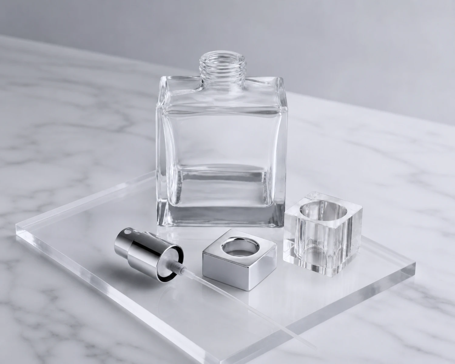 Cube Perfume Bottle sprayer cap and accessory detail for custom glass fragrance packaging