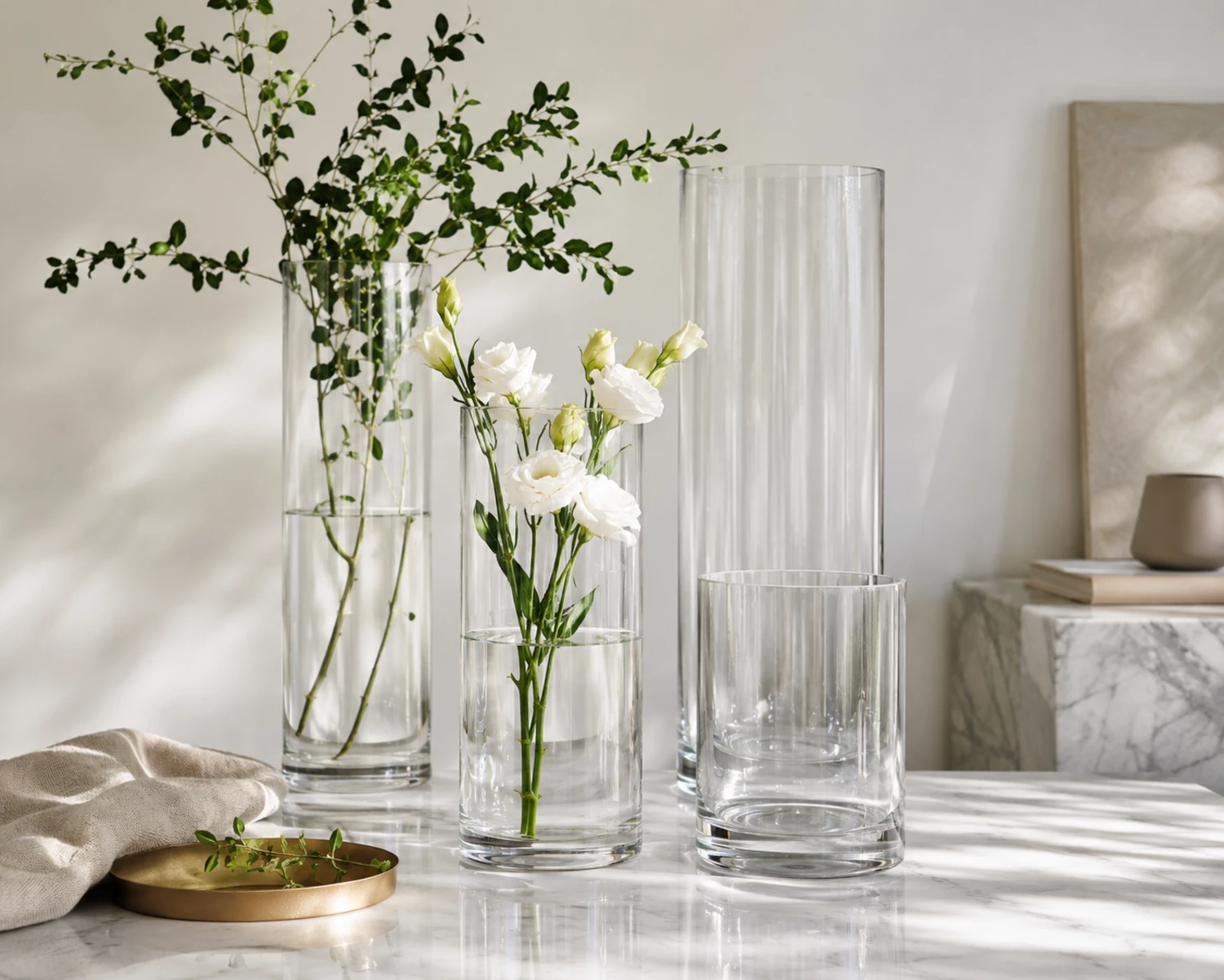 color and finish detail image of Cylinder Glass Vase showing glass texture, clarity or decorative surface